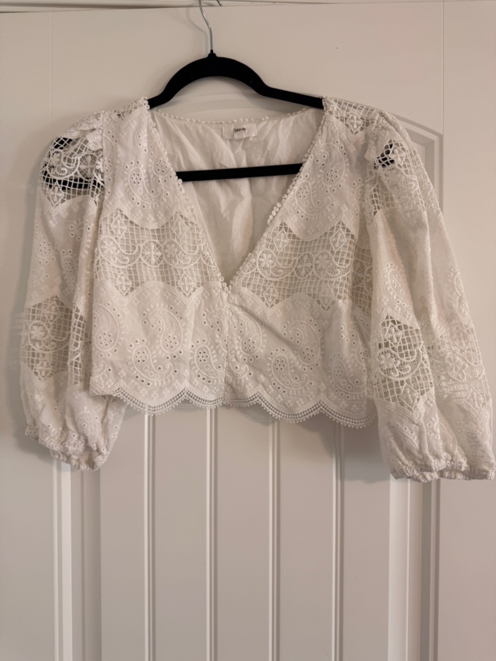 Rahi White Lace Crop Top Boho Eyelet Embroidered Puff Sleeve Festival Blouse - Picture 2 of 4